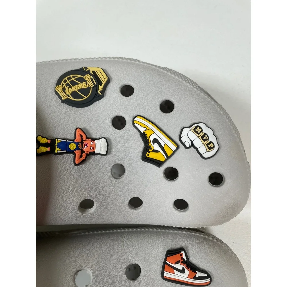Crocs Classic Clog Men's Size 13 Light Gray Basketball Charms Jibbitz